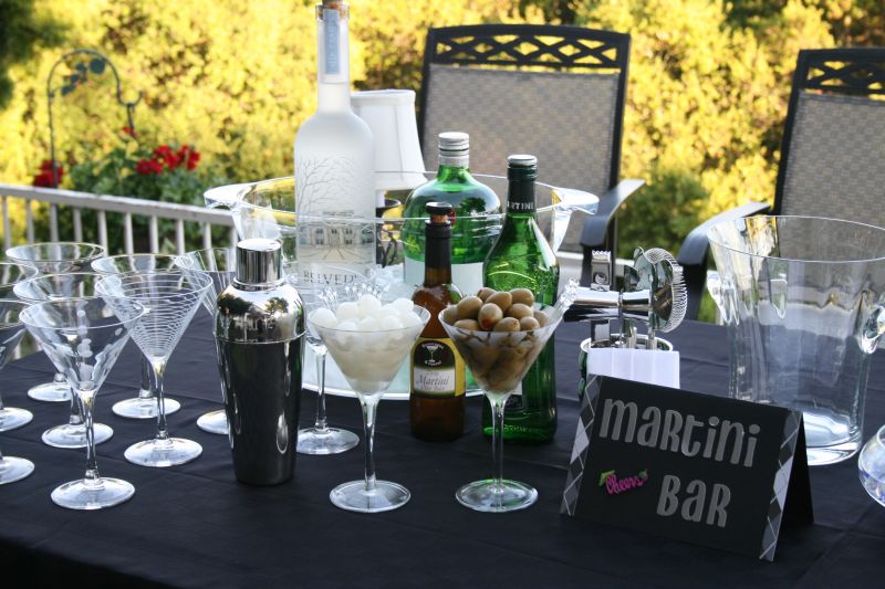 DIY Martini Wedding Reception Bar - Wedding for 1000
