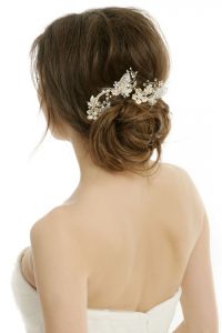 gorgeous wedding hair accessories