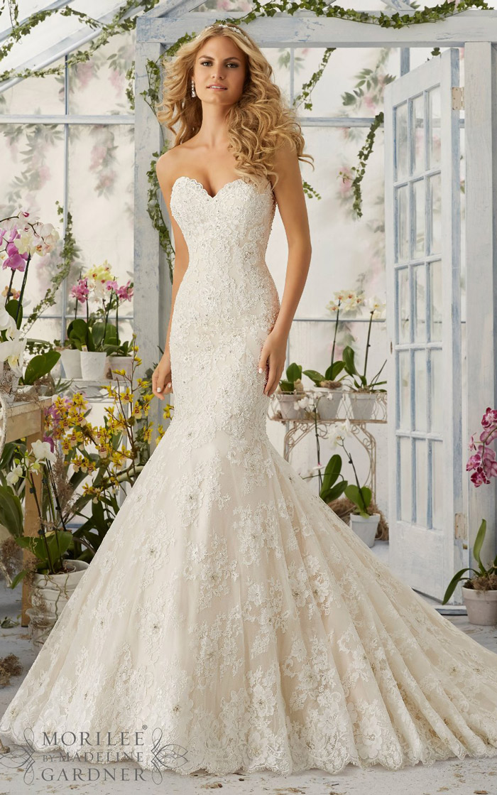 9 ideas to make the most of your wedding dress budget