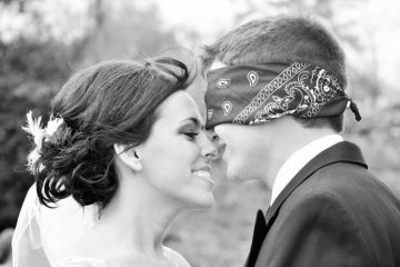 A sweet blind folded first look kiss is perfect - weddingfor1000.com