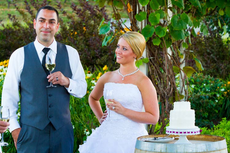 7 Money-Saving Wedding Swaps to Save Your Budget - weddingfor1000.com