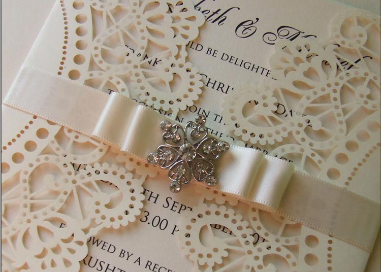 Professional Printing or DIY - How Will You Do Your Wedding Stationery? weddingfor1000.com