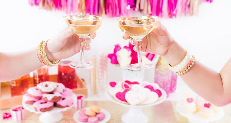 5 Fresh and Funky Drink Ideas to Sip at Your Wedding - weddingfor1000.com