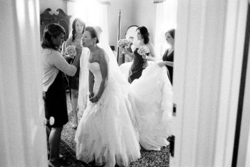 13 Ways to Keep Bridesmaids Happy for Your Wedding! weddingfor1000.com