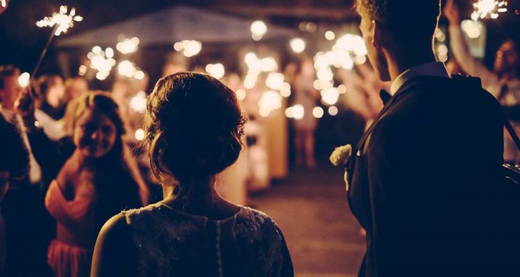 Wedding for $1000 - 9 Ways to Make Your Wedding A Family Affair Without Any Stress