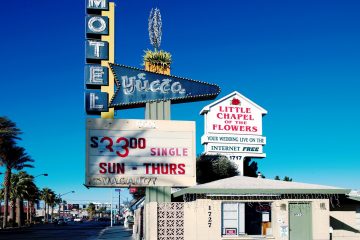 Wedding for $1000 - Viva Las Vegas - Eloping Made Easy