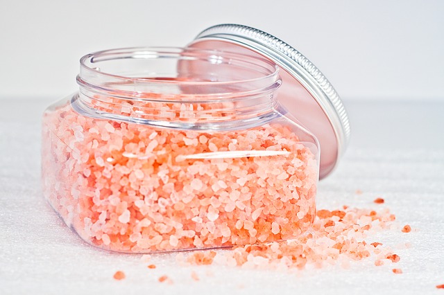 DIY Bath Salt Wedding Favors