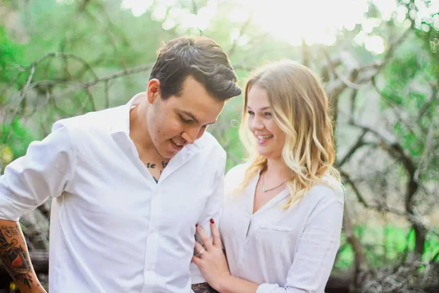 Wedding for $1000 - Insider Hacks For A Debt-Free Honeymoon