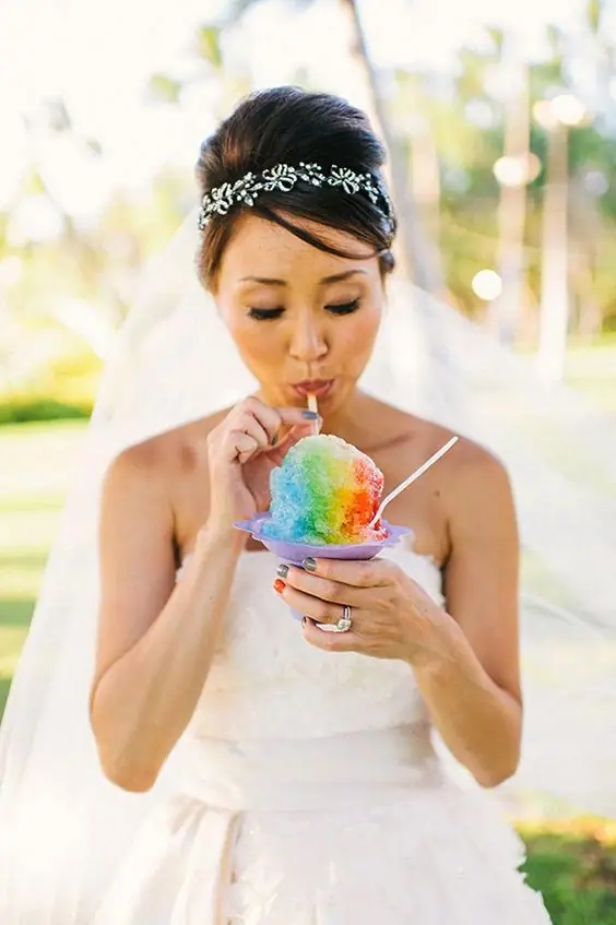 Ten Totally Tasty Wedding Cake Alternatives - weddingfor1000.com