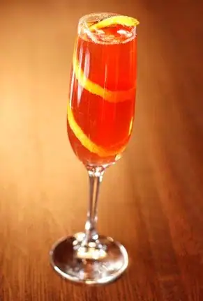 Delicious prohibition-era drinks for your wedding reception - weddingfor1000.com