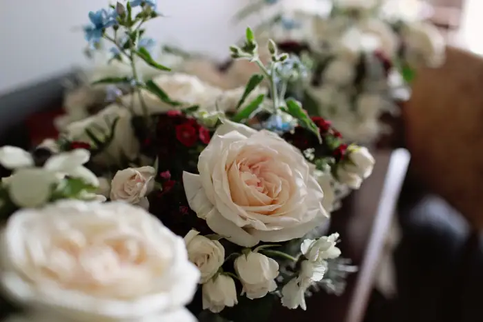 wedding flowers on a budget
