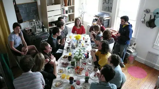 Easy-tips-for-entertaining-in-small-spaces