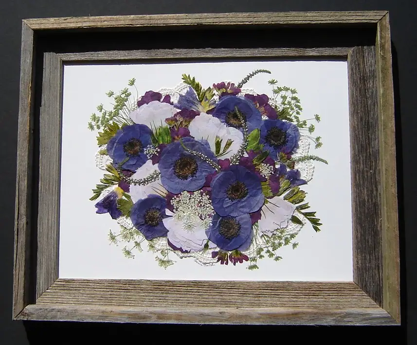 http://www.pressedgarden.com/