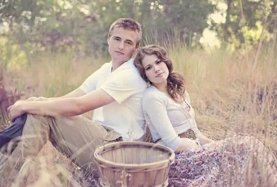 10 tips for truly stunning engagement photos - weddingfor1000.com
