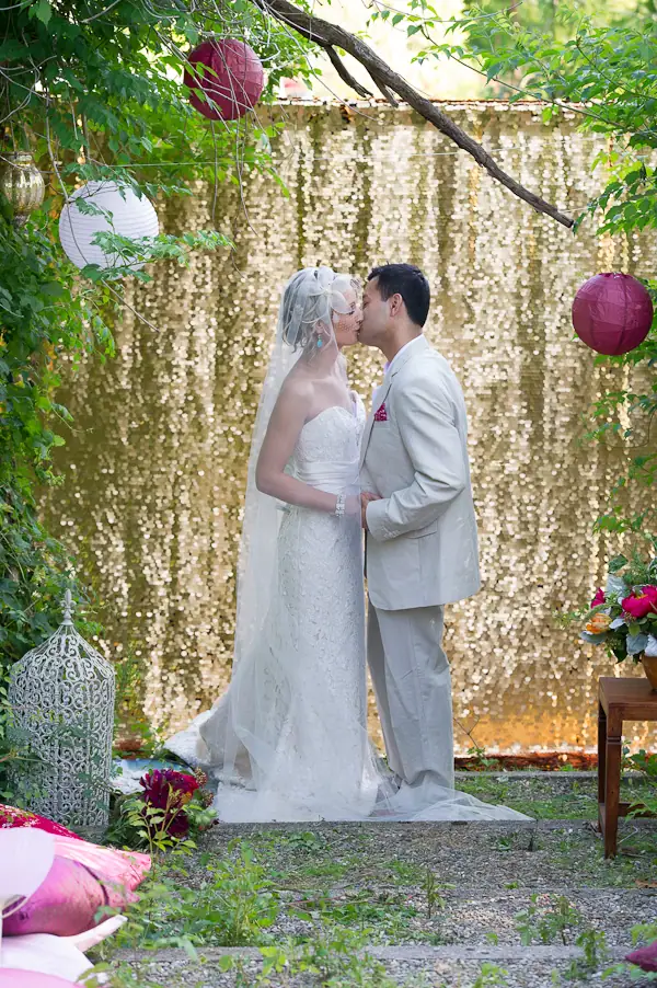 weddingfor1000.com sequin wedding backdrop