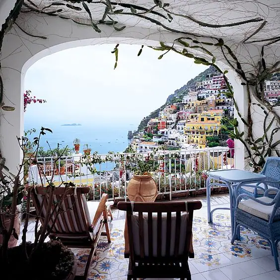honeymooning - do you need a travel agent? weddingfor1000.com