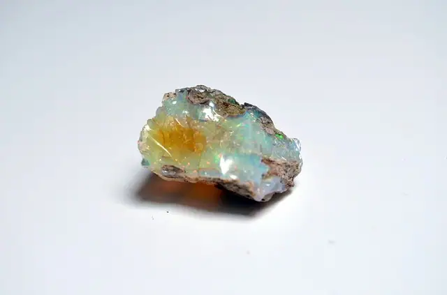 opal-757153_640