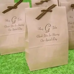 sweet notes on bags make a perfect packed lunch even sweeter