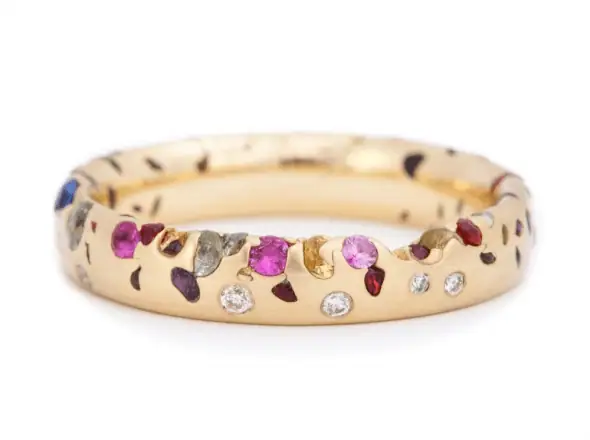 Funky and Fun Engagement Rings for the Modern Bride - weddingfor1000.com