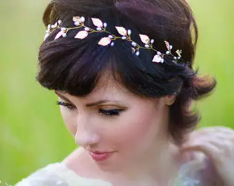 Short, Chic Wedding Hair Styles