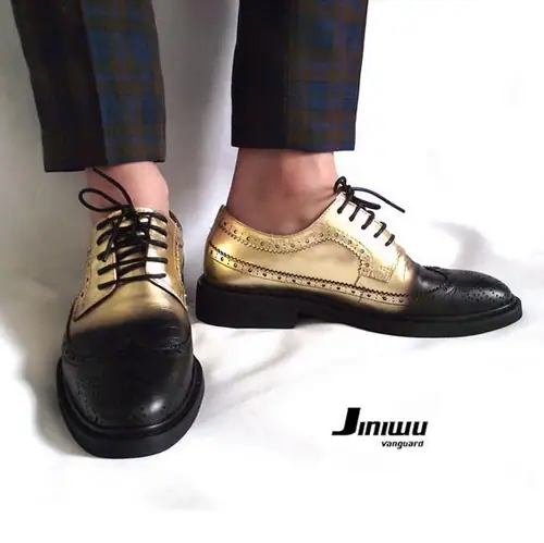 styled-groom---funky-shoes