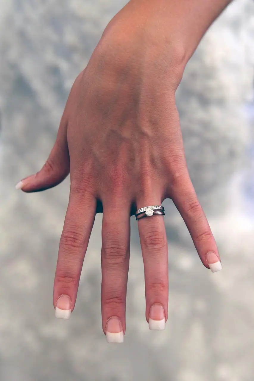wedding traditions that might surprise you -- weddingfor1000.com