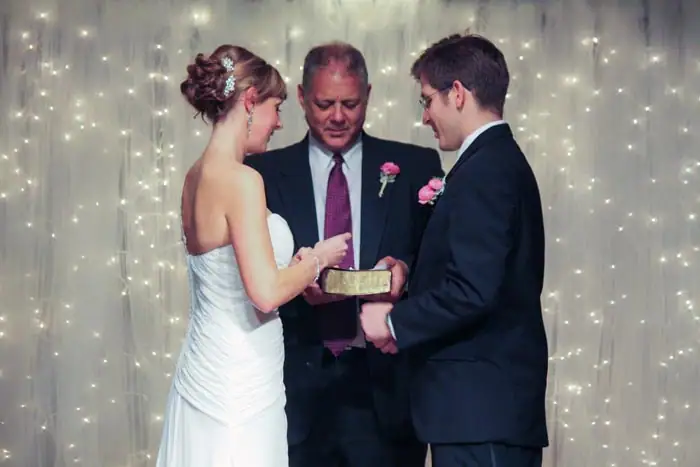 plan your wedding ceremony - talk to your wedding officiant. weddingfor1000.com