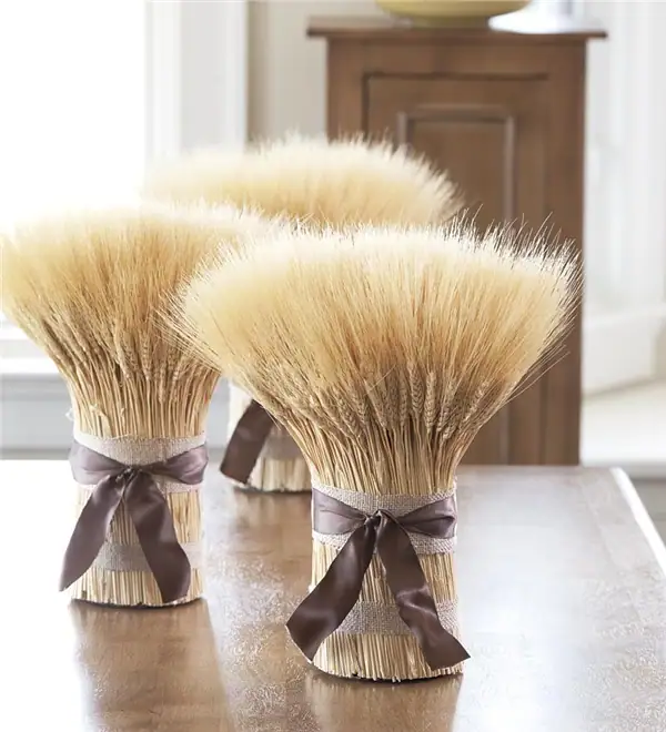 wheat bundle centerpiece