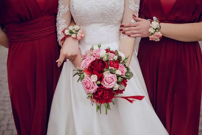 winter-wedding-red
