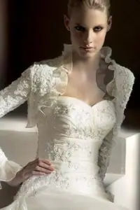 Stay warm during your winter wedding